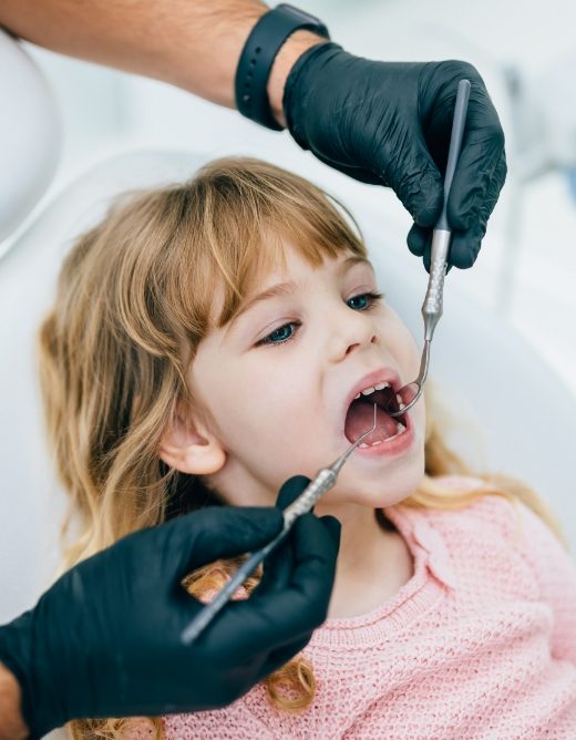 L’examen  pour s’assurer de la santé de la bouche 